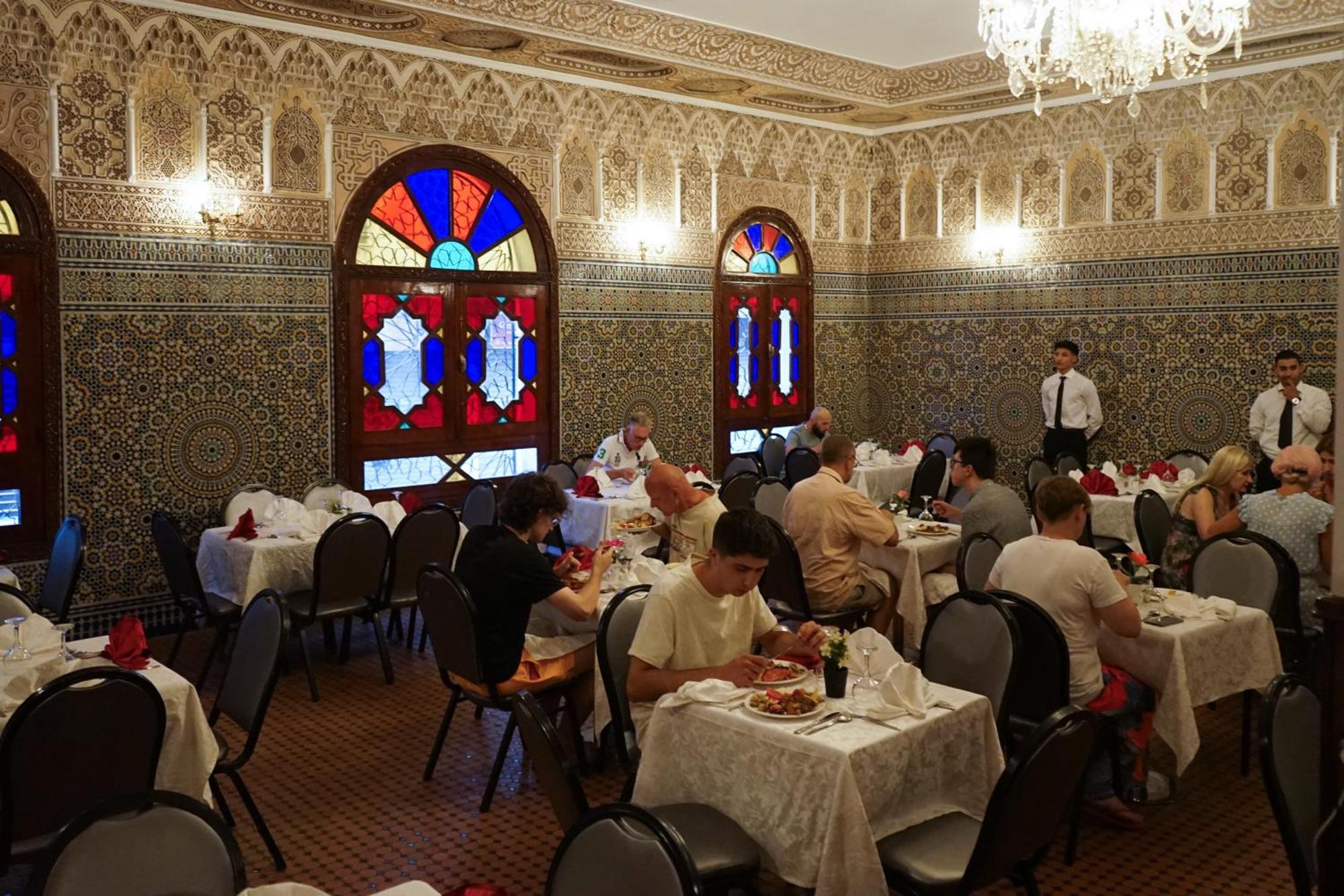 Hotel Nouzha Fez Exterior foto
