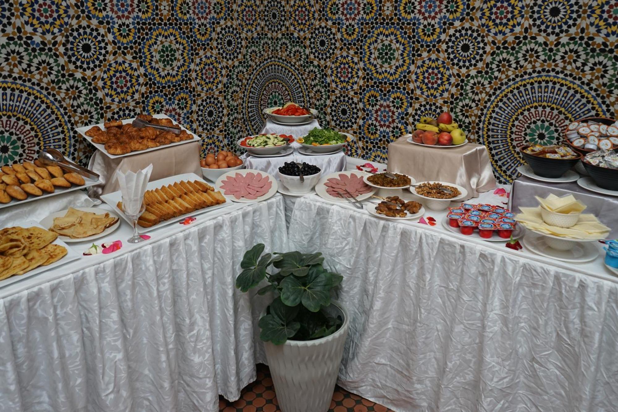 Hotel Nouzha Fez Exterior foto